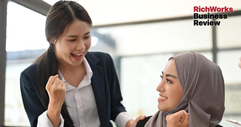 Rasa Lebih Bahagia, Ini Sebab Mengapa Syarikat Perlu Amalkan Budaya Kerja Yang Positif